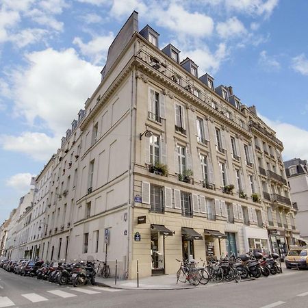 3 People - Place Des Vosges Paris By Weekome Екстер'єр фото